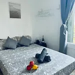 Valencia 2 فندق مبيت وإفطار *