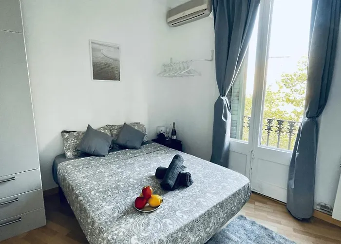 Valencia 2 Bed and breakfast Barcelona
